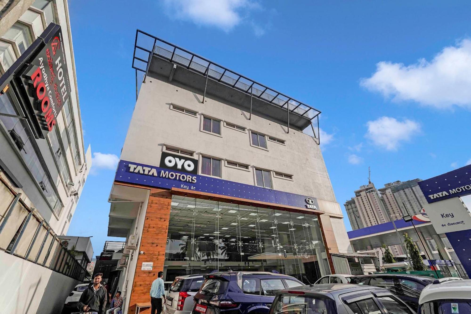 Oyo Flagship Hotel Ayodhya Bangalore Exteriör bild